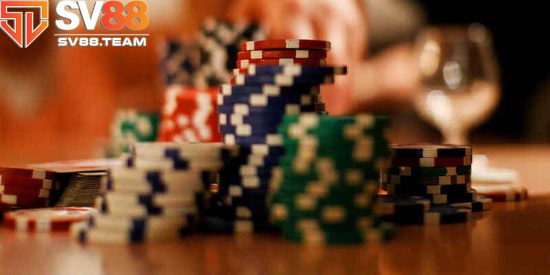 Poker là một trò chơi khá thú vị được nhiều game thủ ưa thích